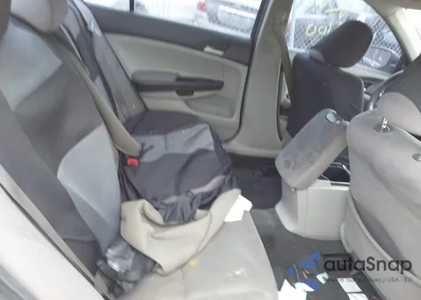 2011 Honda Accord 2.4 Lx z USA, uszkodzony, nr VIN 1HGCP2F34BA008879